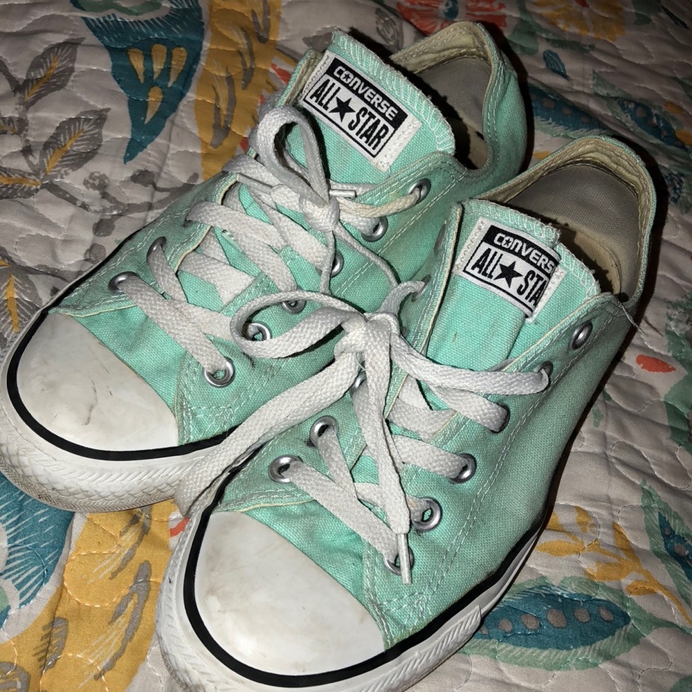 teal converse